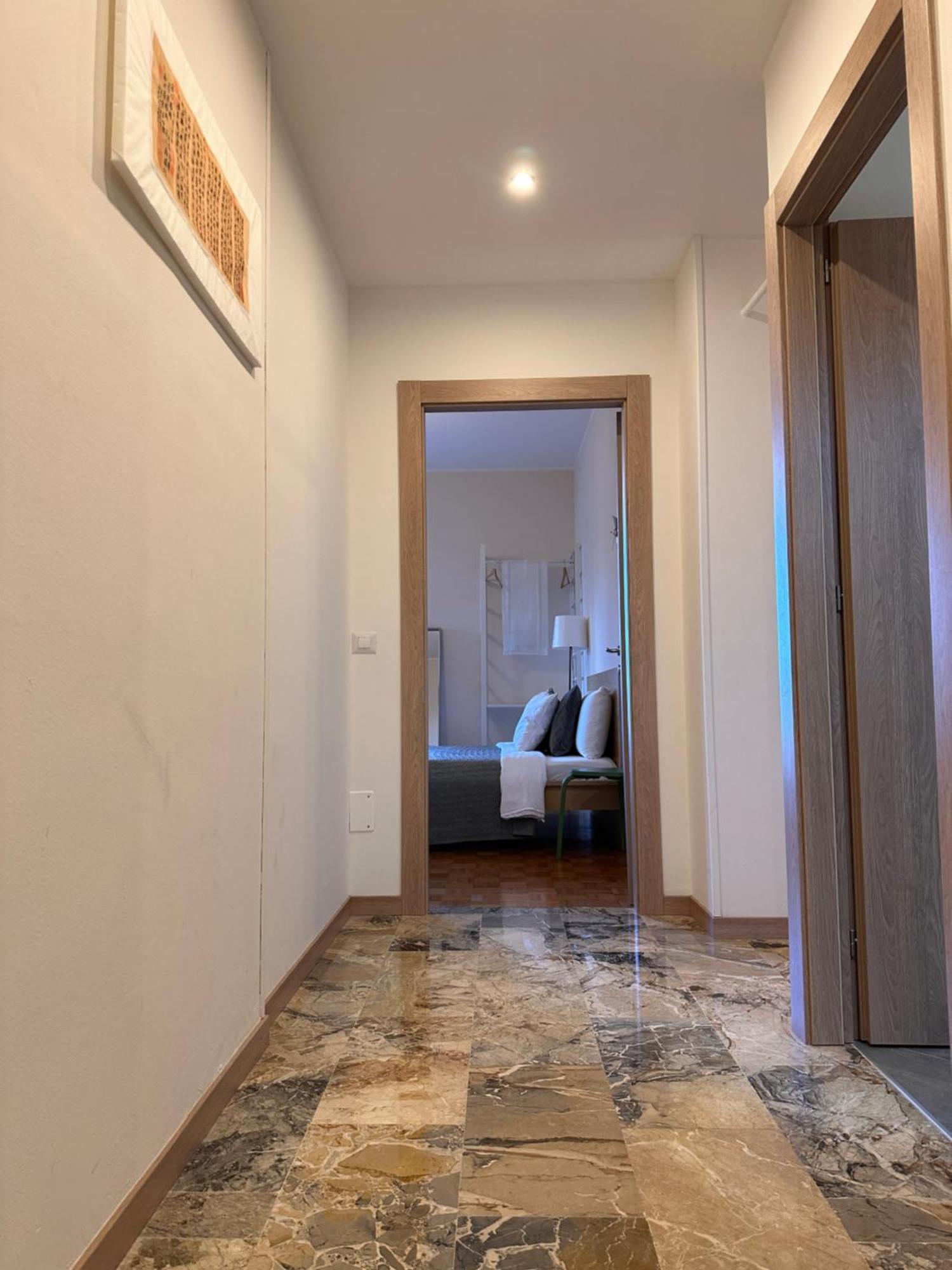 Casa Ling -Ac - Parking-2Bathrooms Como Exteriér fotografie